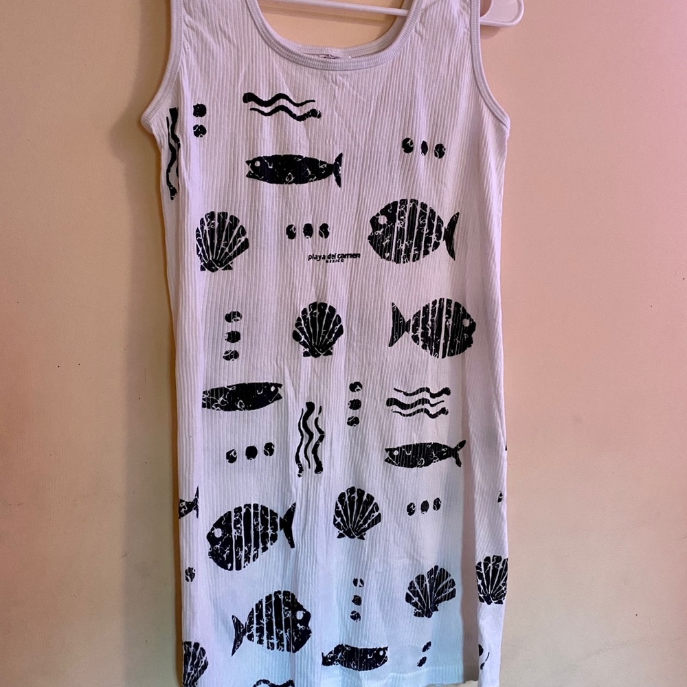 White and Black Fish Dress - Picture 3 of 3
